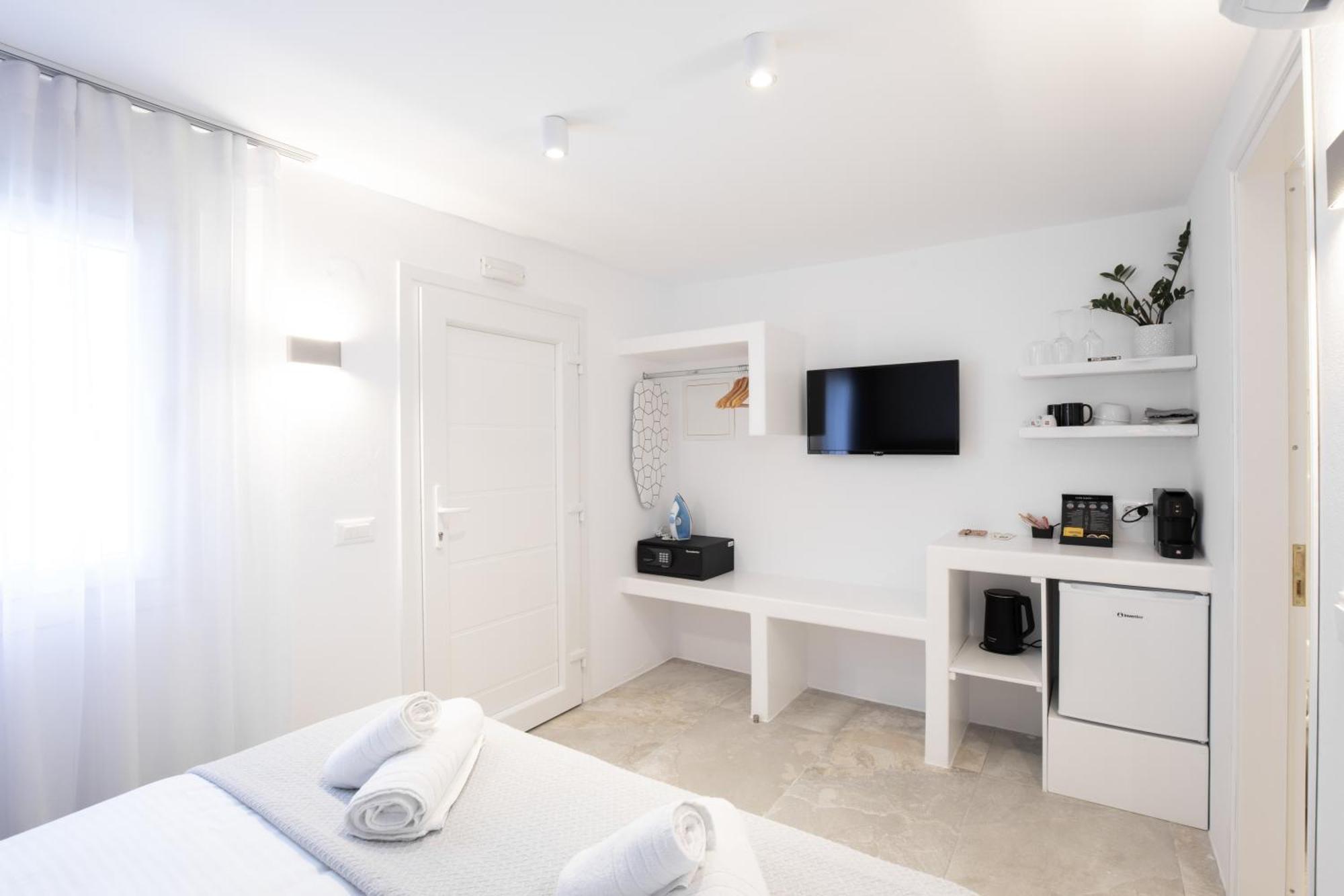 Mytheo Aparthotel Mykonos Town Eksteriør bilde